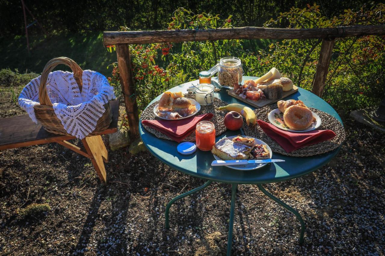 Agriturismo Bombina Montisi エクステリア 写真