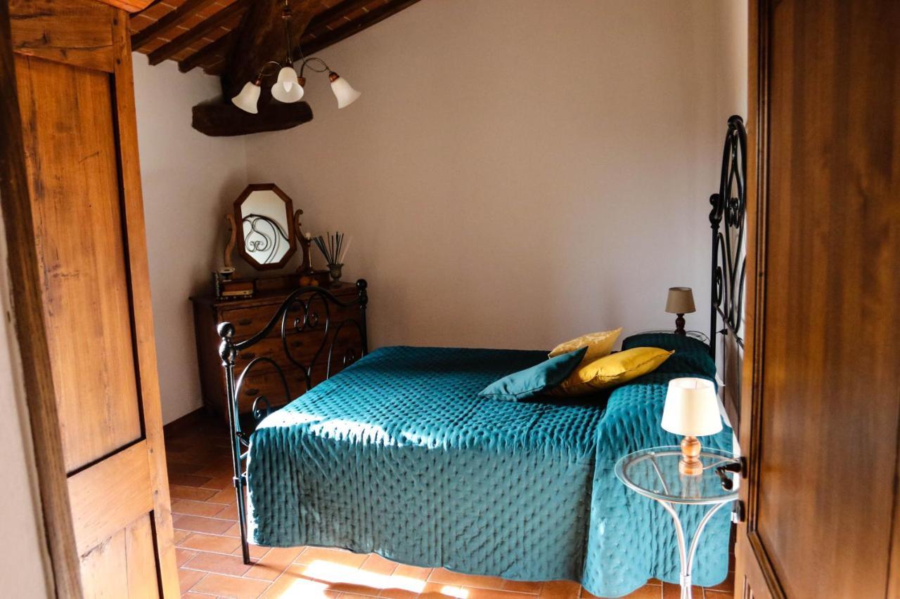 Agriturismo Bombina Montisi エクステリア 写真