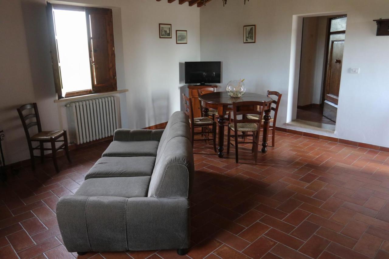 Agriturismo Bombina Montisi エクステリア 写真