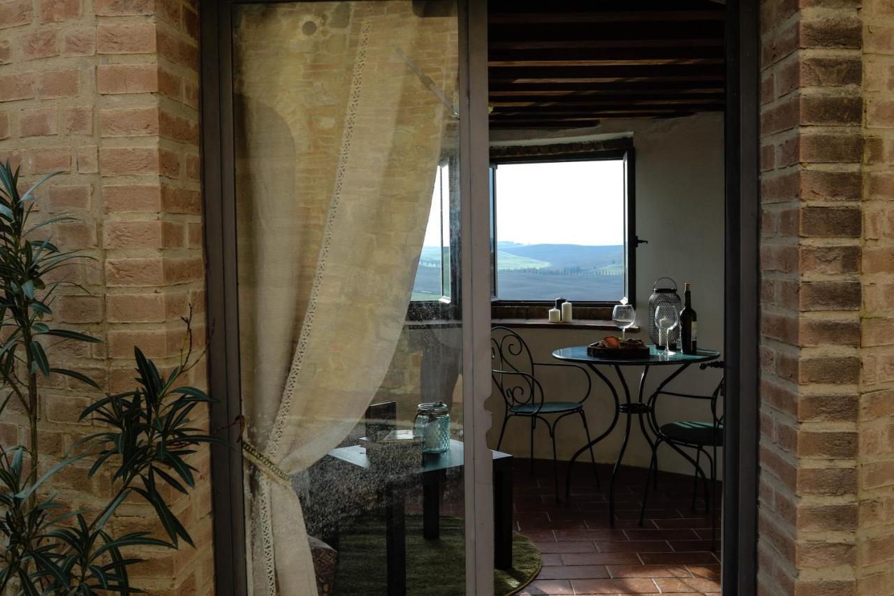 Agriturismo Bombina Montisi エクステリア 写真