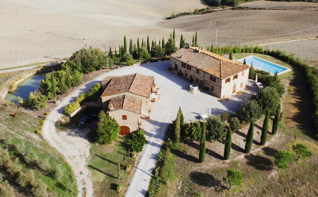 Agriturismo Bombina Montisi エクステリア 写真