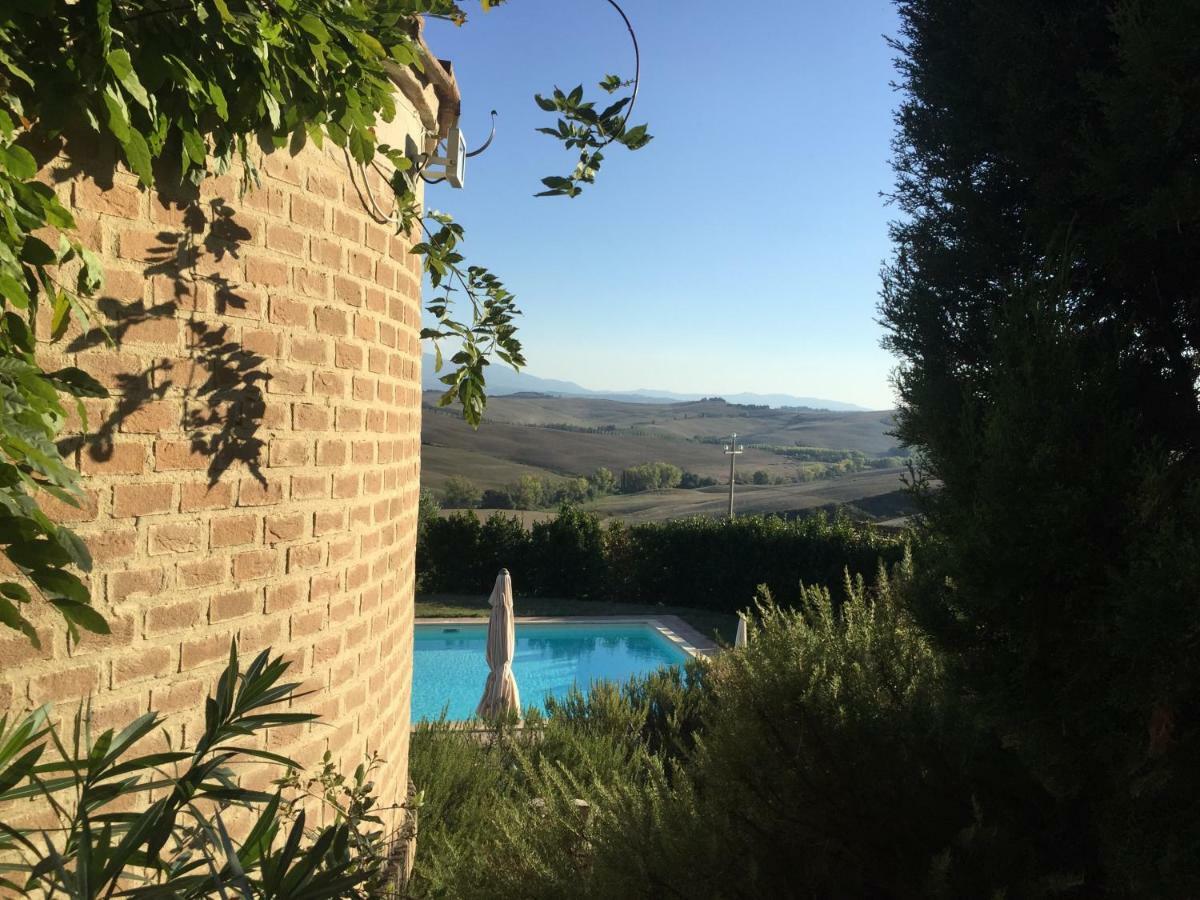 Agriturismo Bombina Montisi エクステリア 写真